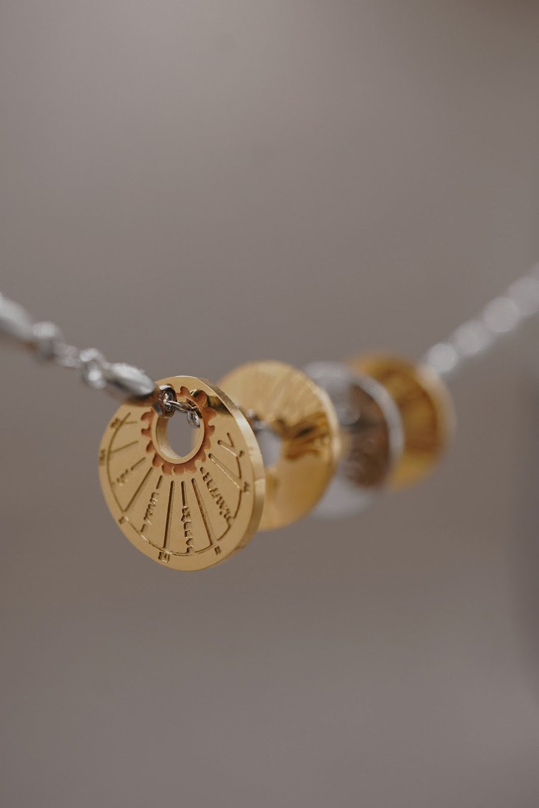 Médaillons en collier