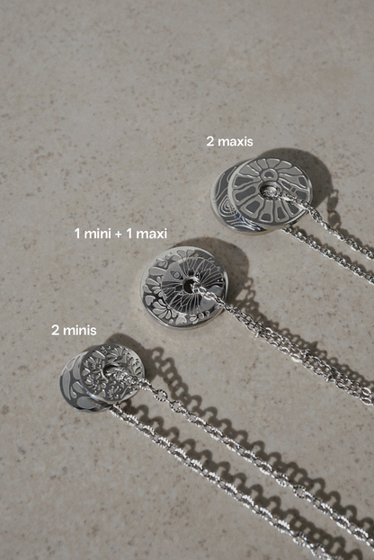 Collier double médaillon