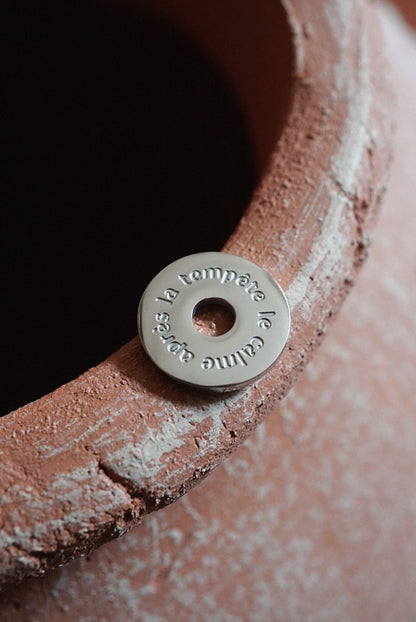 Médaillon Le calme après la tempête