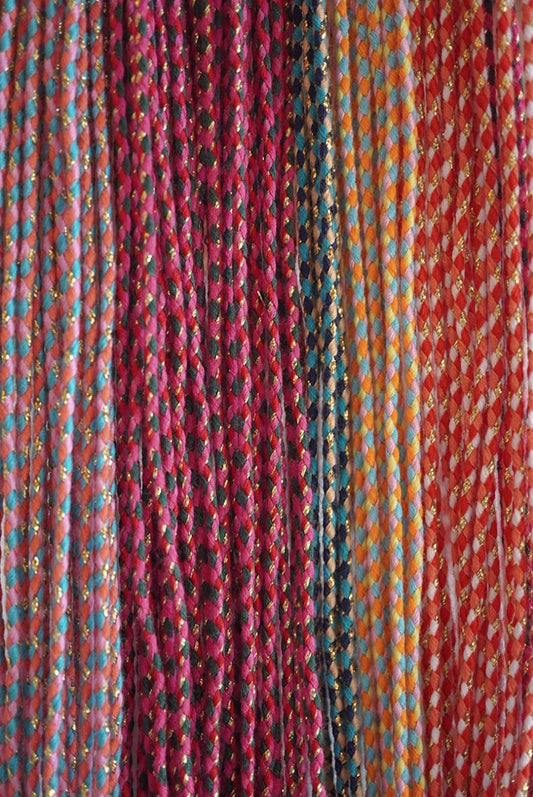 Cordon tressé coloré