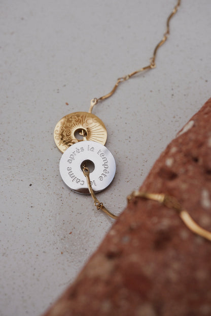 Médaillon Le calme après la tempête