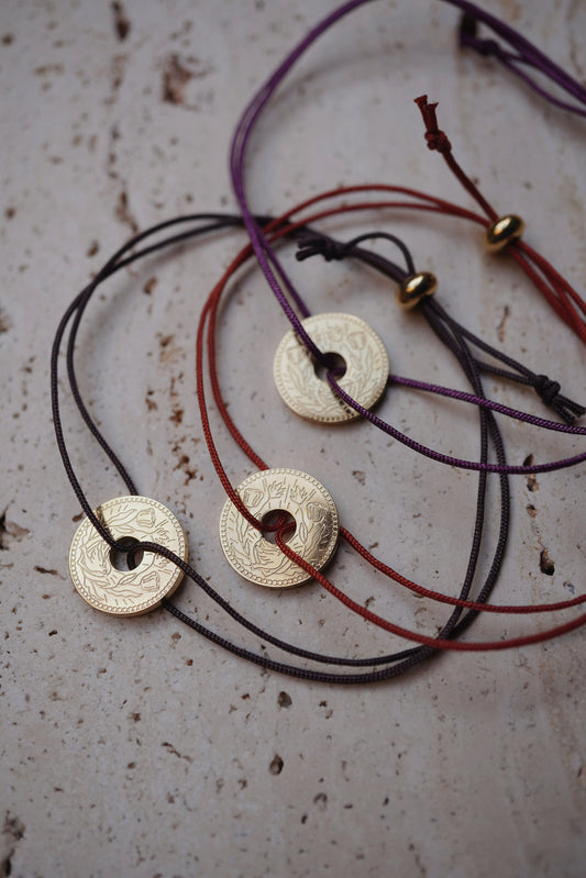 Médaillon en cordon