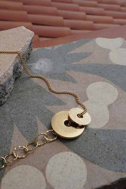 Collier double médaillon