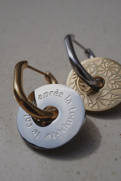 Médaillons en créoles - dépareillés