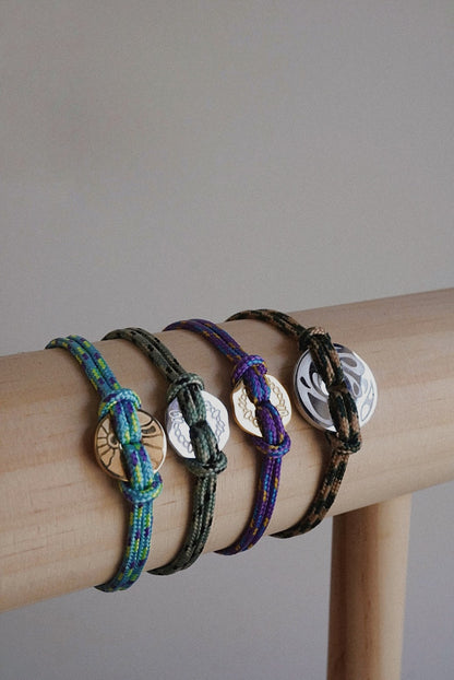 Médaillon en cordon