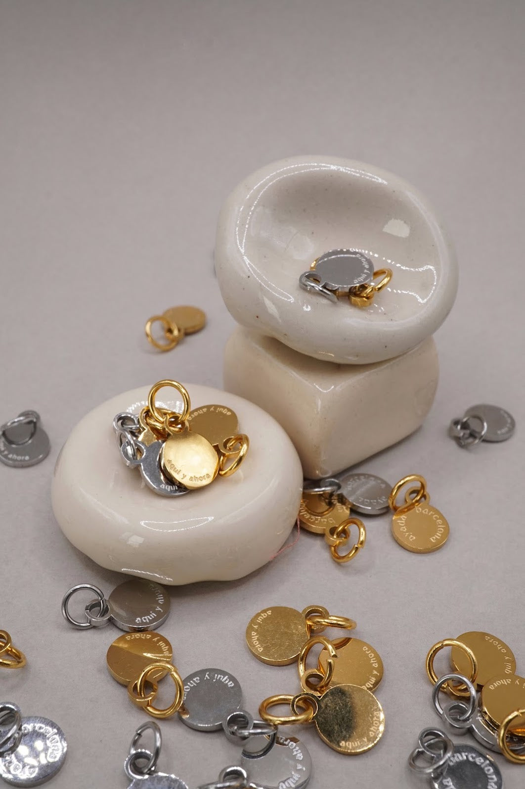 Médaillon Aquí y ahora