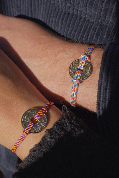 Médaillon en cordon